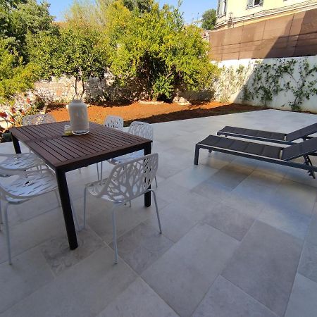 Apartvilla Castropola Экстерьер фото