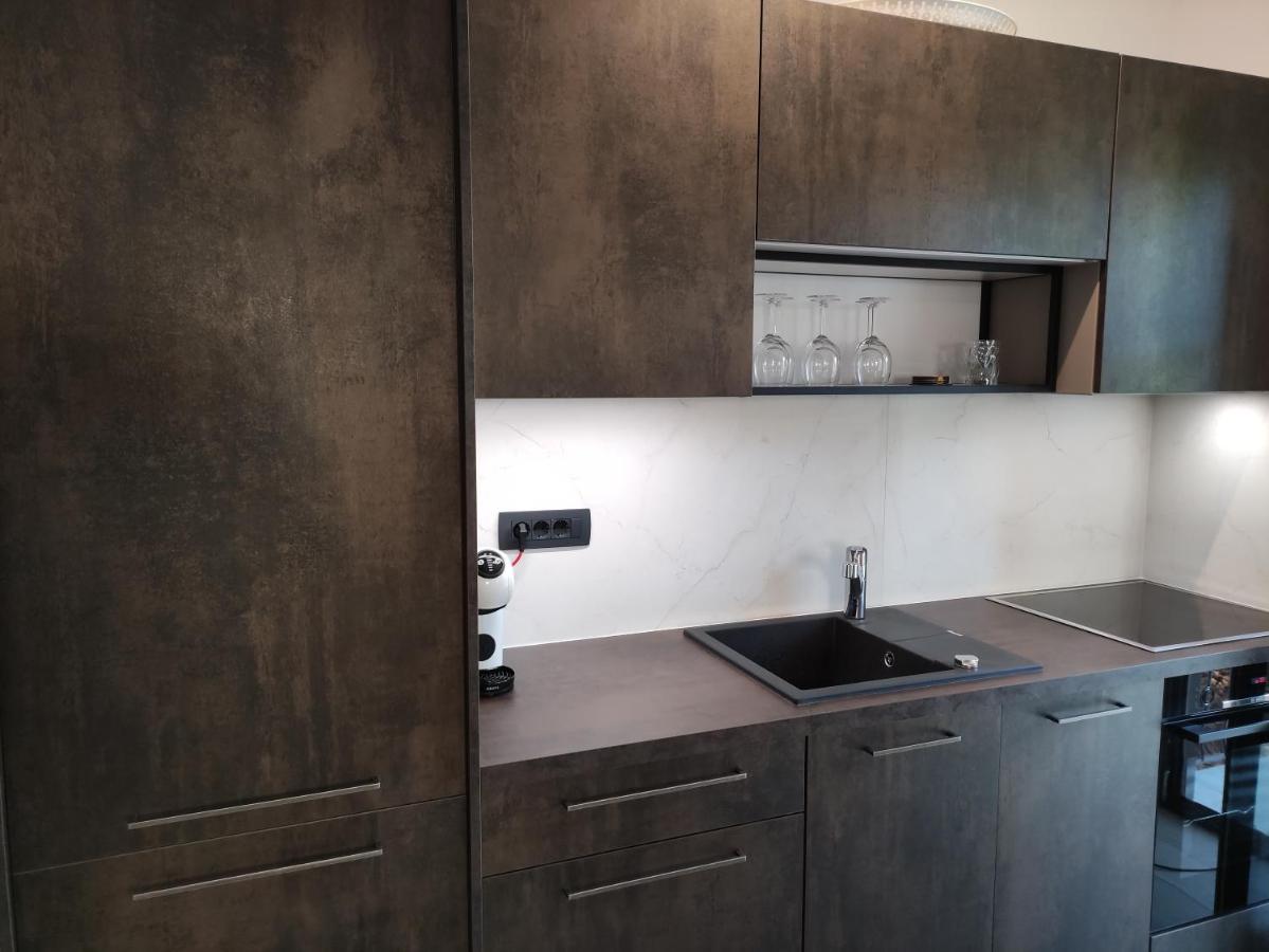 Apartvilla Castropola Экстерьер фото
