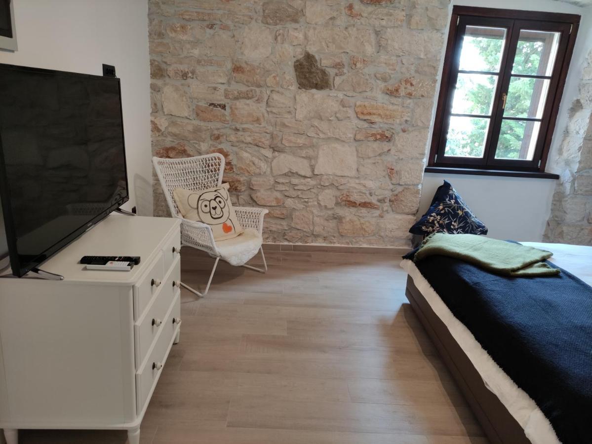 Apartvilla Castropola Экстерьер фото