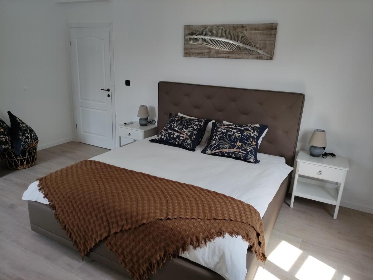 Apartvilla Castropola Экстерьер фото