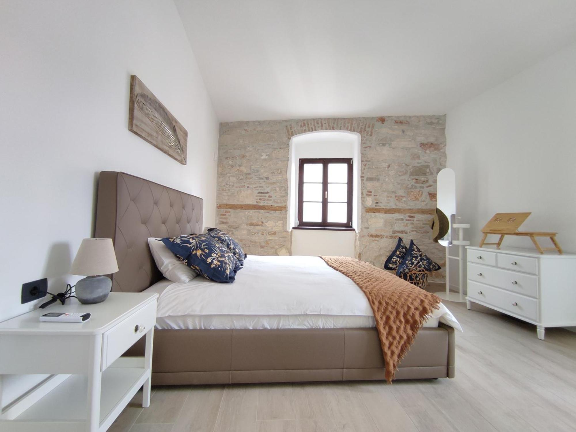Apartvilla Castropola Экстерьер фото