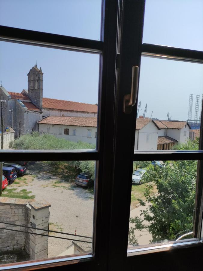 Apartvilla Castropola Экстерьер фото