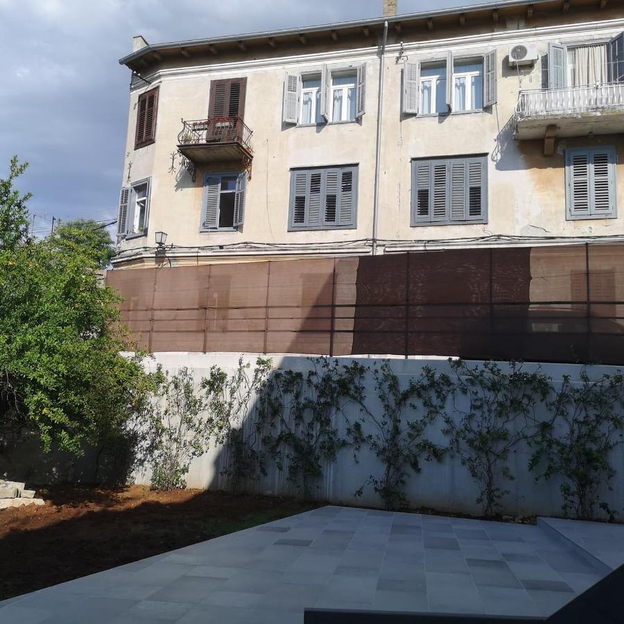 Apartvilla Castropola Экстерьер фото